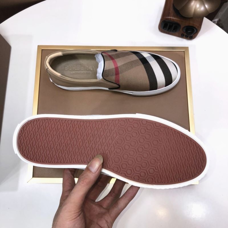 Burberry Low Shoes